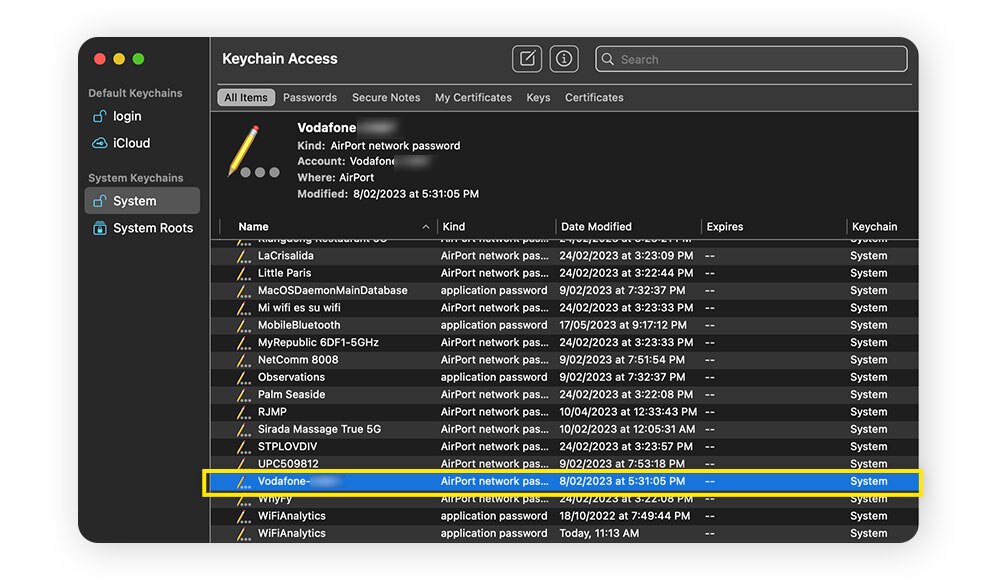 Fenster "Schlüsselbundverwaltung" auf einem Mac mit ausgewähltem WLAN-Netzwerk aus einer Liste von Elementen